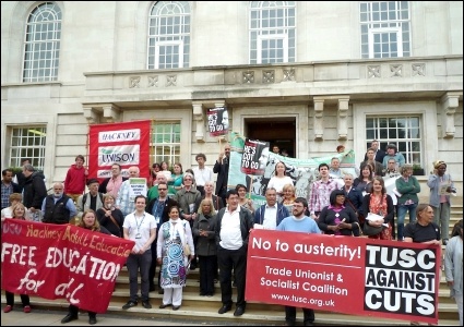 Hackney and Islington TUSC lobbies council calling for no evictions due to bedroom tax, joining up other bedroom tax protesters