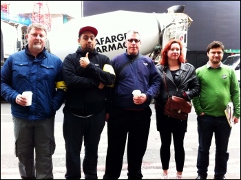 Pickets and supporters at Victoria, with TUSC candidate Arzoo second from left